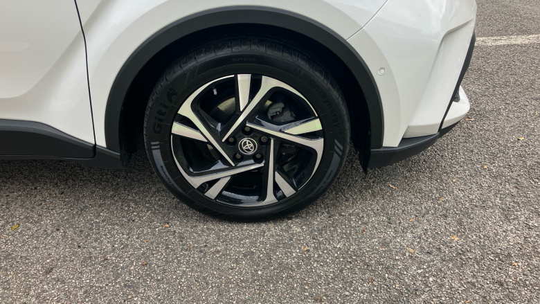 Toyota C-HR 2.0 Hybrid Design 5dr CVT Hybrid Hatchback